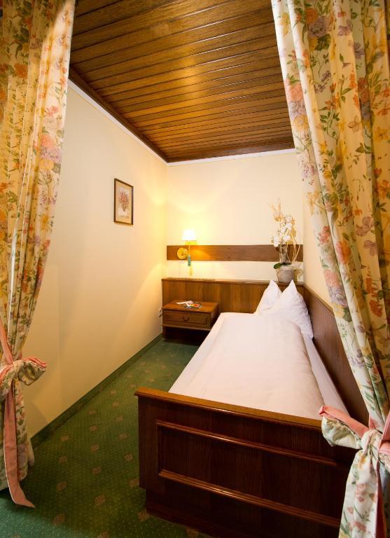 Hotel Landgasthof Altwirt Seeham Cameră foto