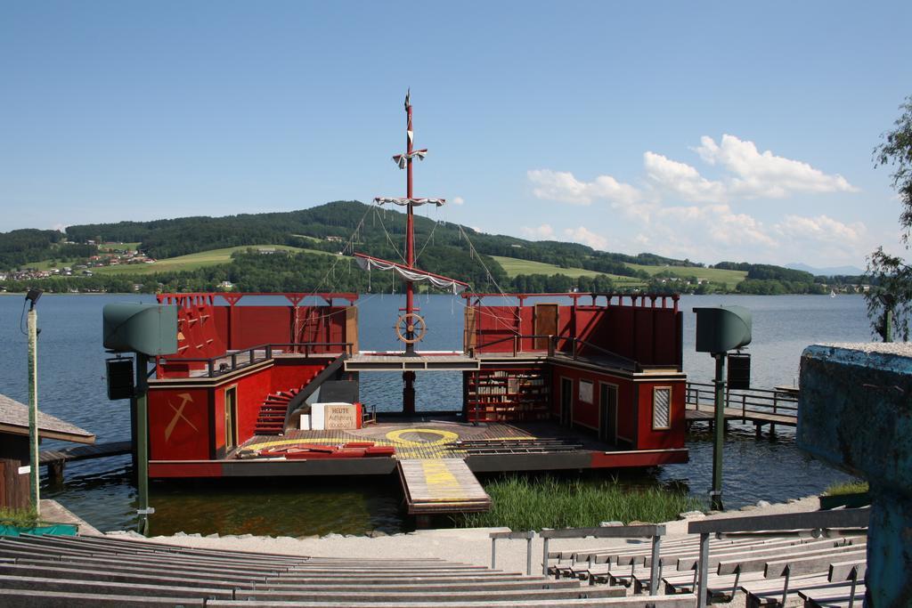 Hotel Landgasthof Altwirt Seeham Exterior foto